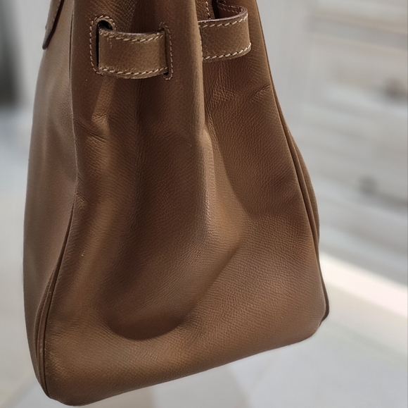 Hermes Birkin 35 Brown ,Leather Tote with Gold Hardware - Picture 4 of 10